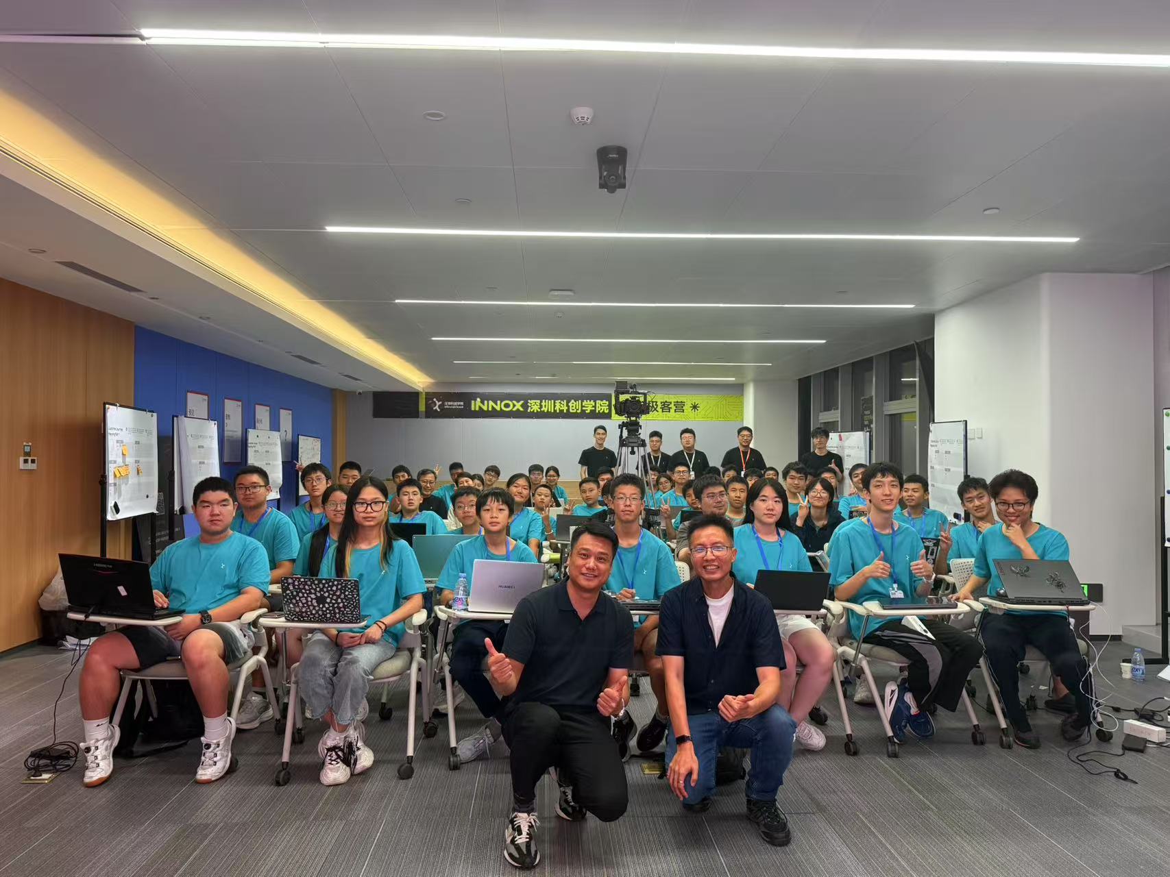 Our CEO Albert Lee Training on AI Application for Study